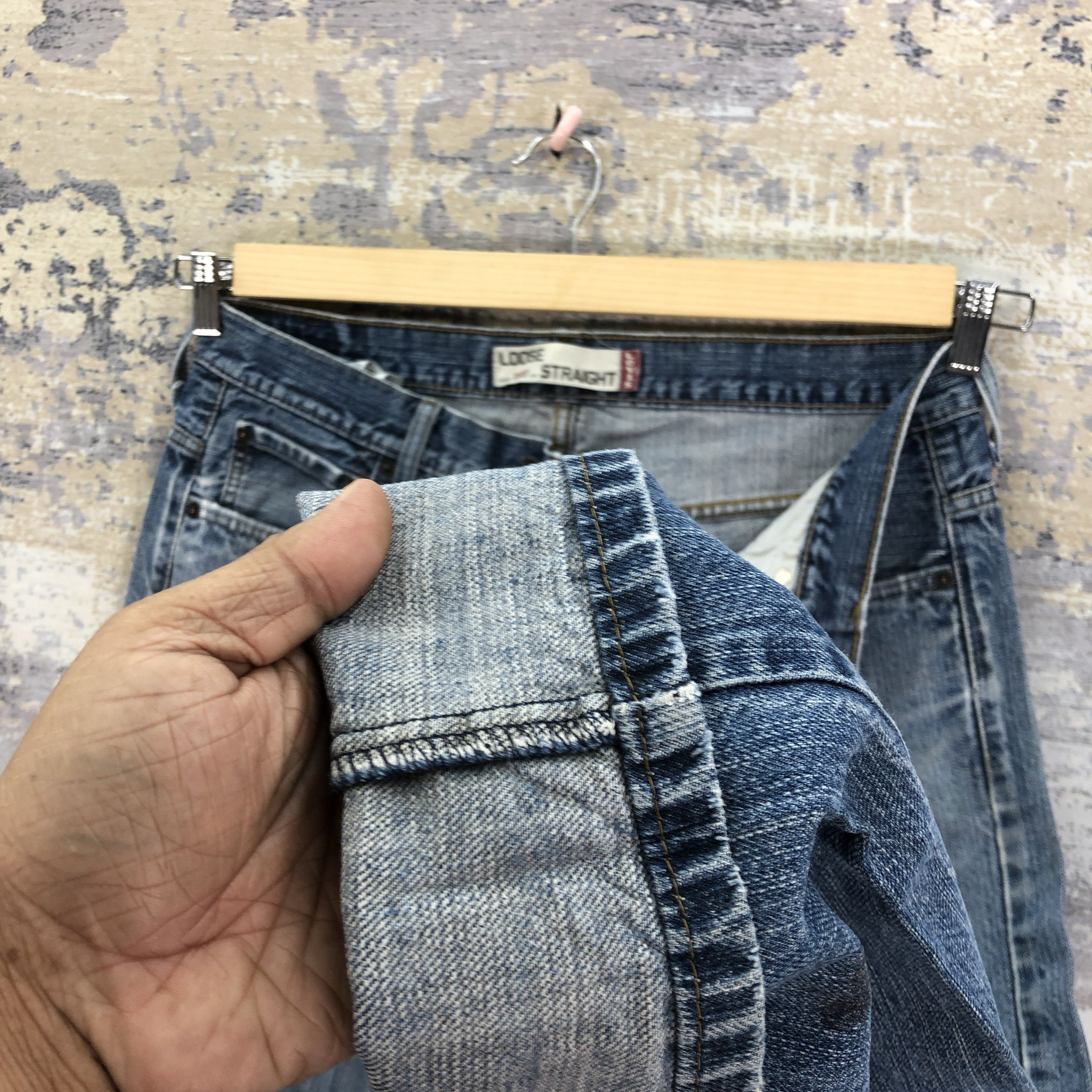 Levi's Vintage Y2K Levis 569 Baggy Jeans Levi's Light Wash Denim Size US 34 / EU 50 - 8 Thumbnail