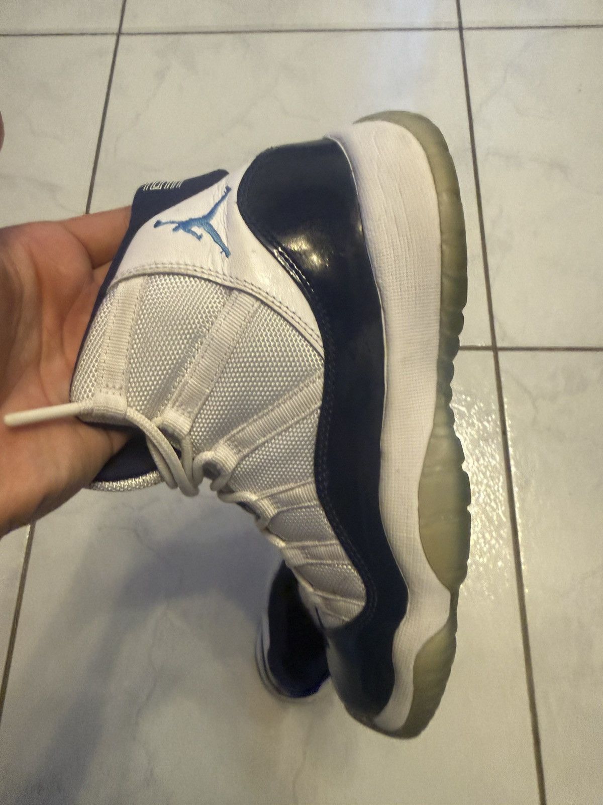 Jordan Brand Air Jordan 11 Midnight Navy Size US 7 / EU 40 - 6 Thumbnail