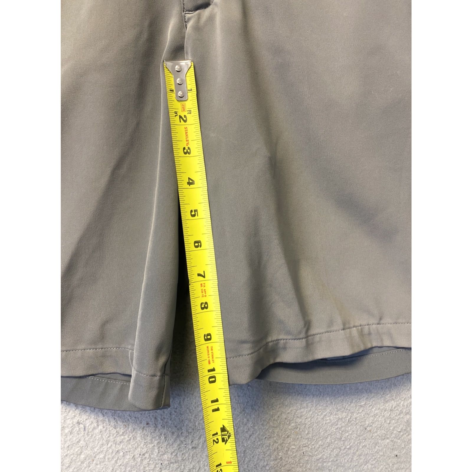 Nike Men’s Nike Golf Dri-Fit Shorts 36 Gray Logo Flat Front Waist Mens Size US 36 / EU 52 - 3 Thumbnail