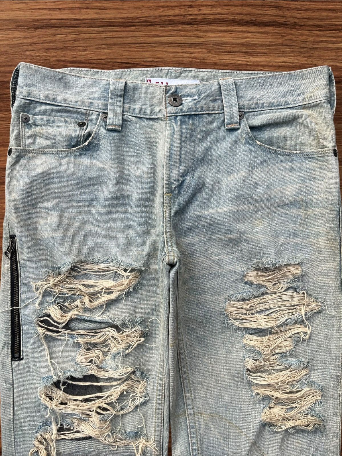 Levi's × Levi's Vintage Clothing Vintage Y2K Levi’s 511 Blue Washed Distressed Slim Fit Jeans Size US 32 / EU 48 - 3 Thumbnail