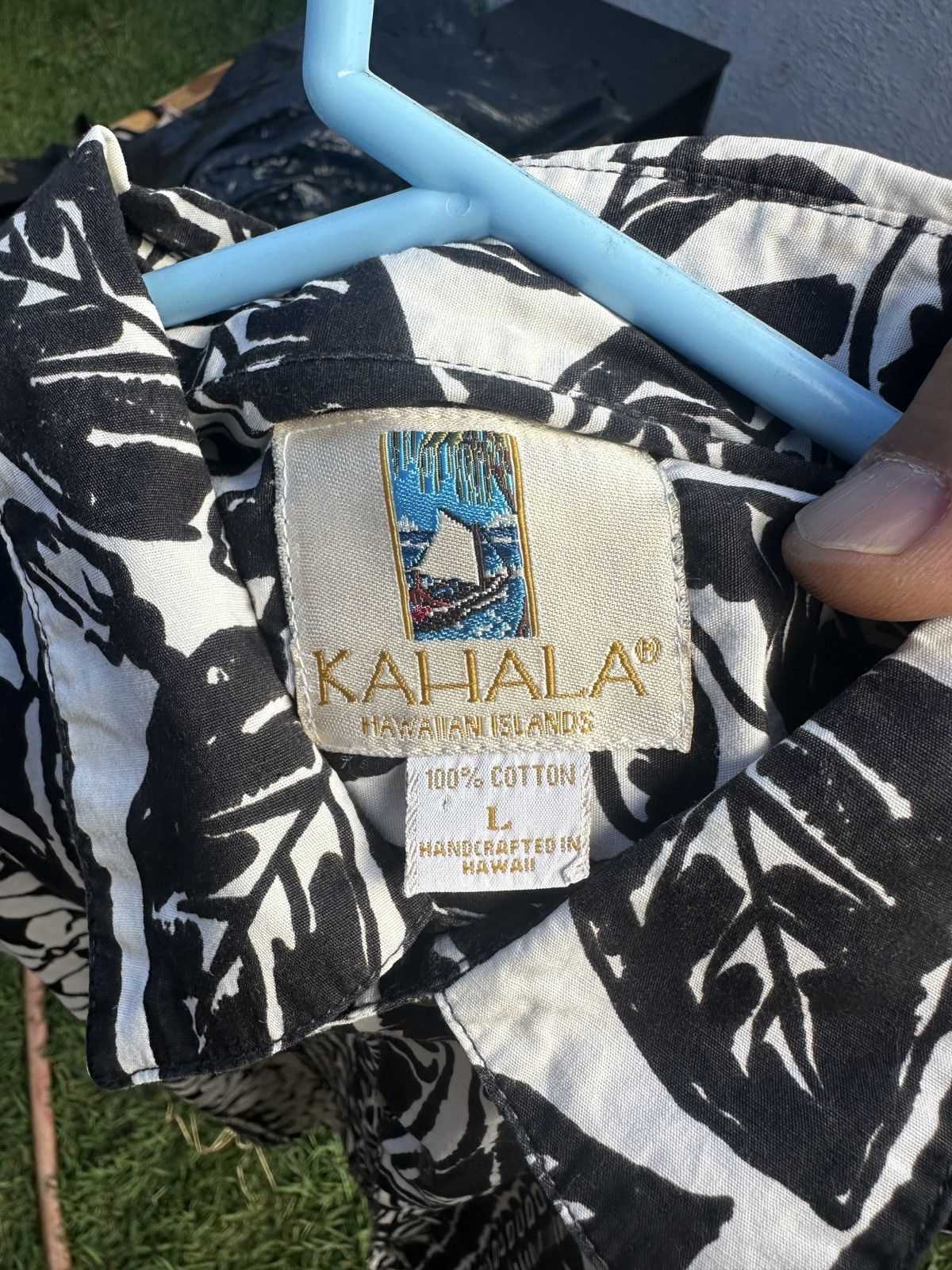 Other PreOwned Kahala Black/White Hawaiian Print Men's large Size US L / EU 52-54 / 3 - 5 Thumbnail