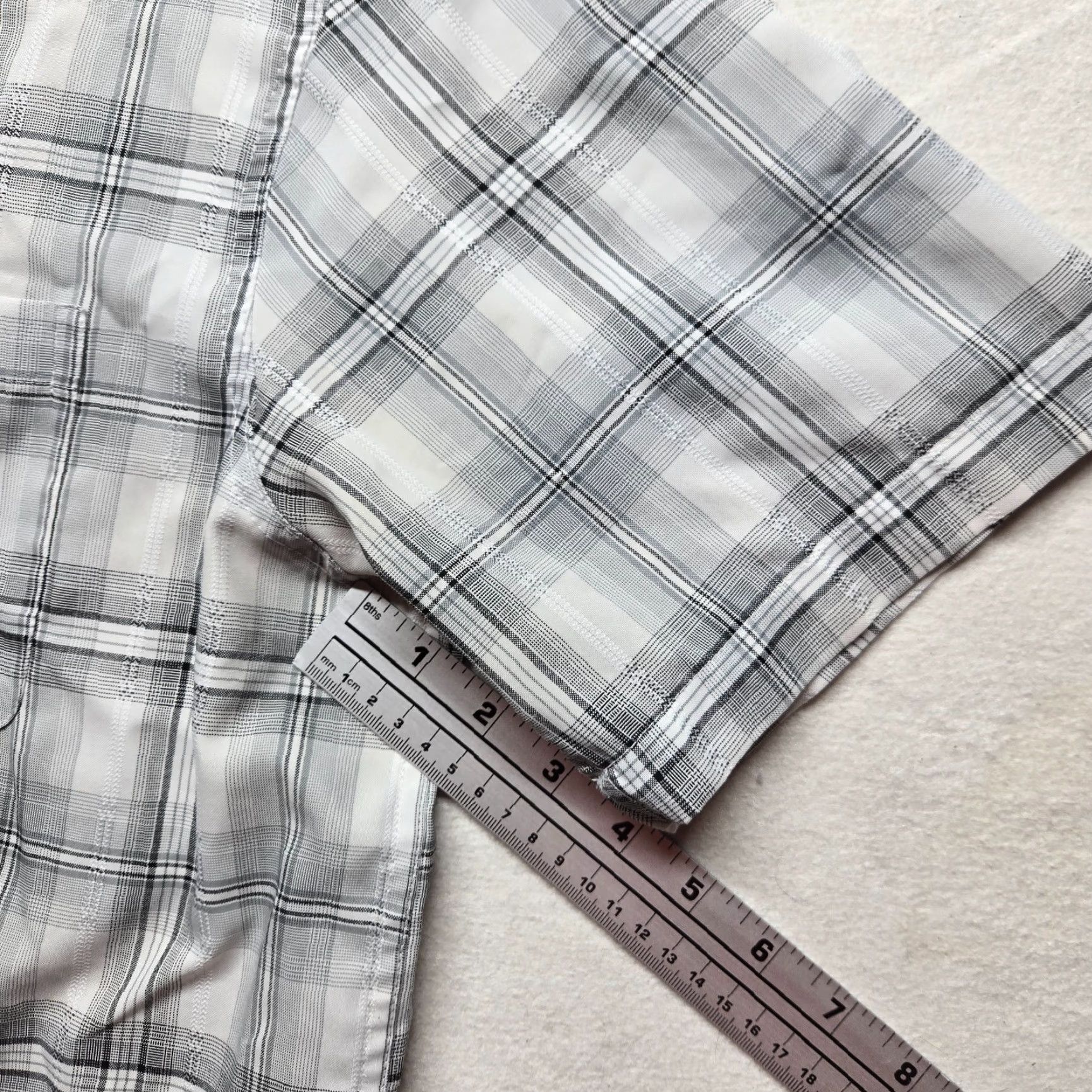 Vintage Swiss Alps Shirt Button-Up Adult Men XL Gray Short Sleeve 100% Polyester Plaid Button Closure Collared Pocketed Casual Travel Outdoor Vintage: No Size US XL / EU 56 / 4 - 5 Thumbnail