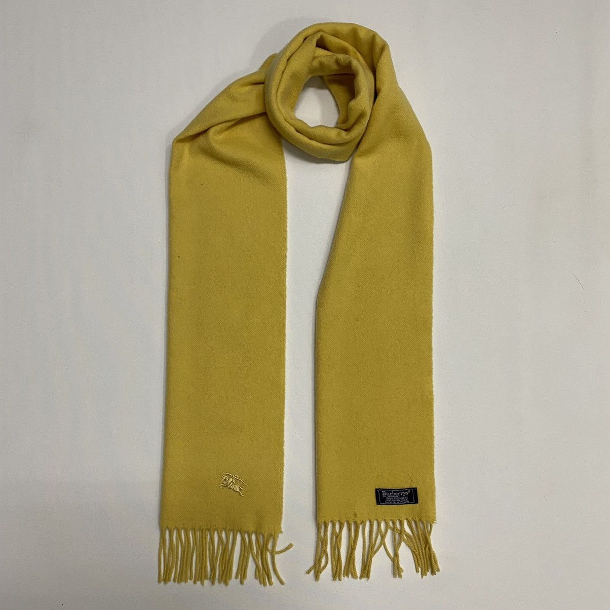 Burberry BURBERRYS SCARF MUFFLER BUR039 Size ONE SIZE - 1 Thumbnail