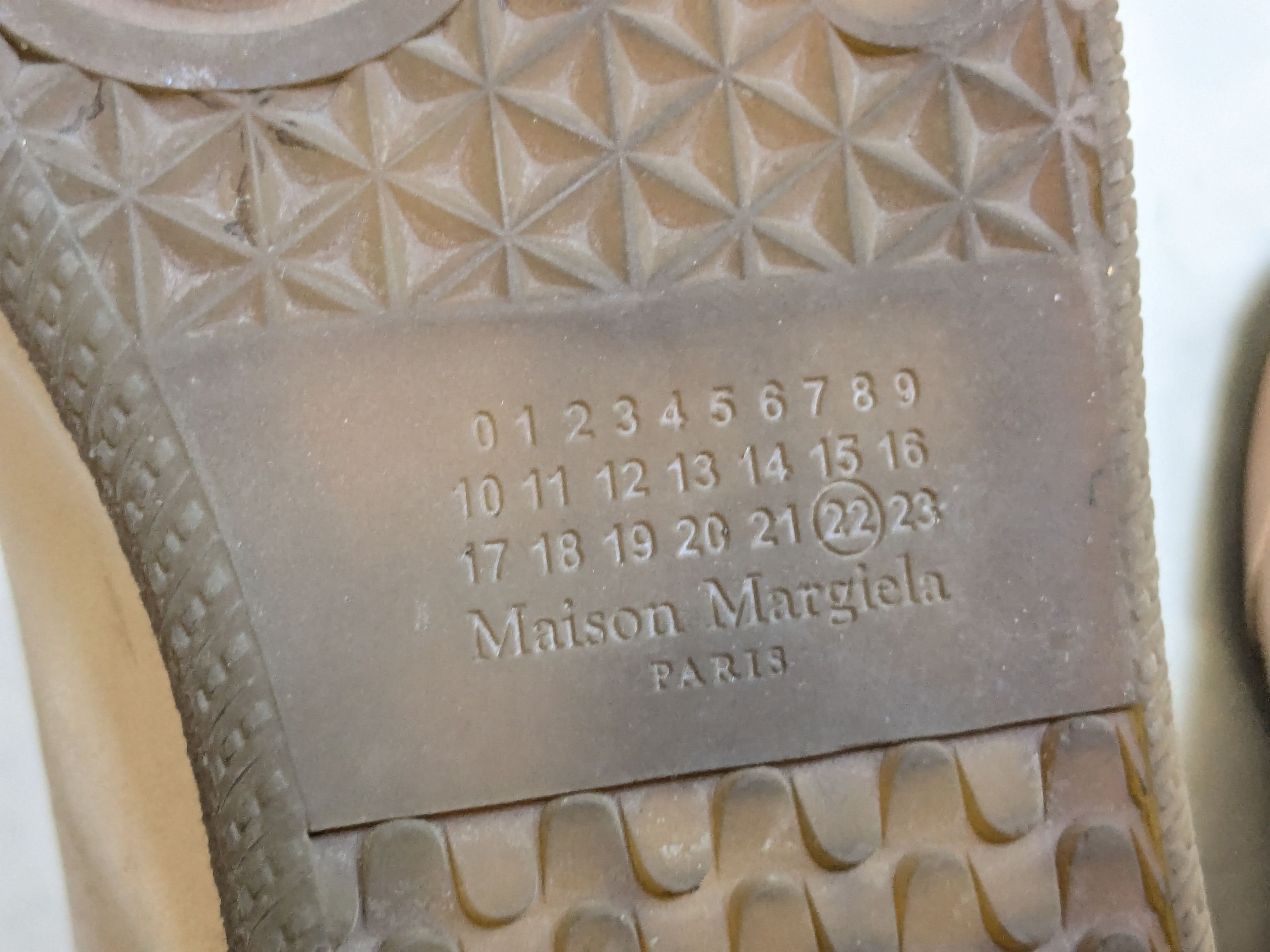 Maison Margiela Maison Margiela Future 10 43 High Tops Leather Gum Size US 10 / EU 43 - 17 Thumbnail