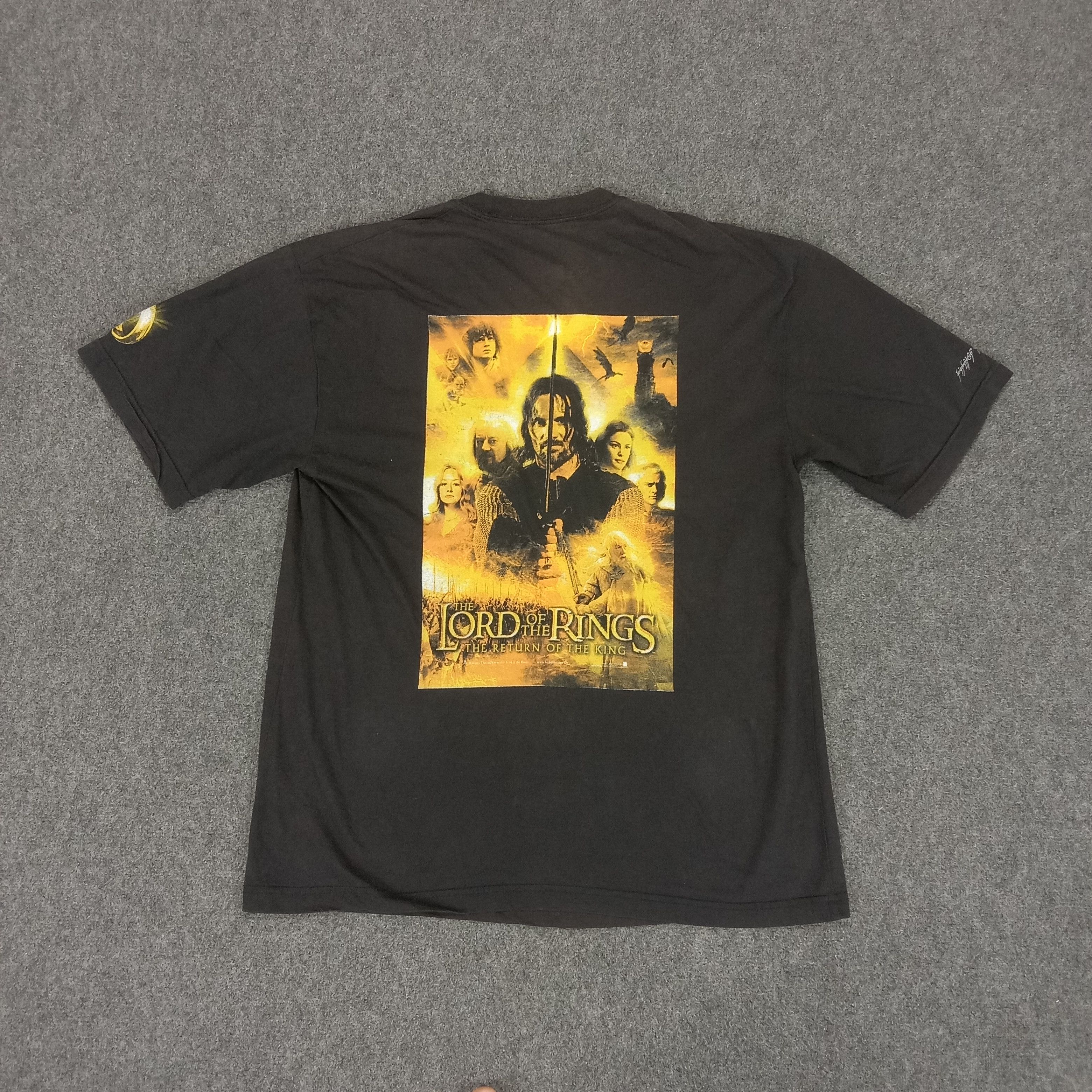 Vintage The Lord Of The Rings American Movie Promo Tshirt Size US M / EU 48-50 / 2 - 1 Thumbnail