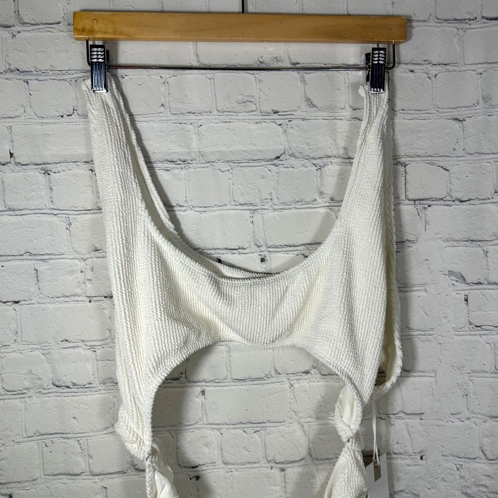 Good American Good American Always Fits Monokini Cloud White Cutout Swimsuit 4XL Designer Women Size ONE SIZE - 2 Thumbnail