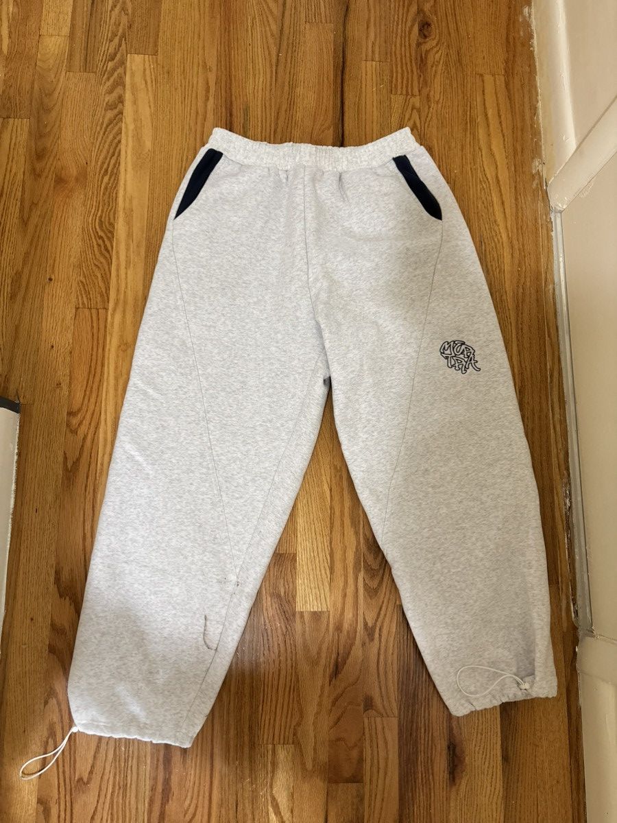 Mertra Mertra White Sweatpants Size US 34 / EU 50 - 1 Thumbnail