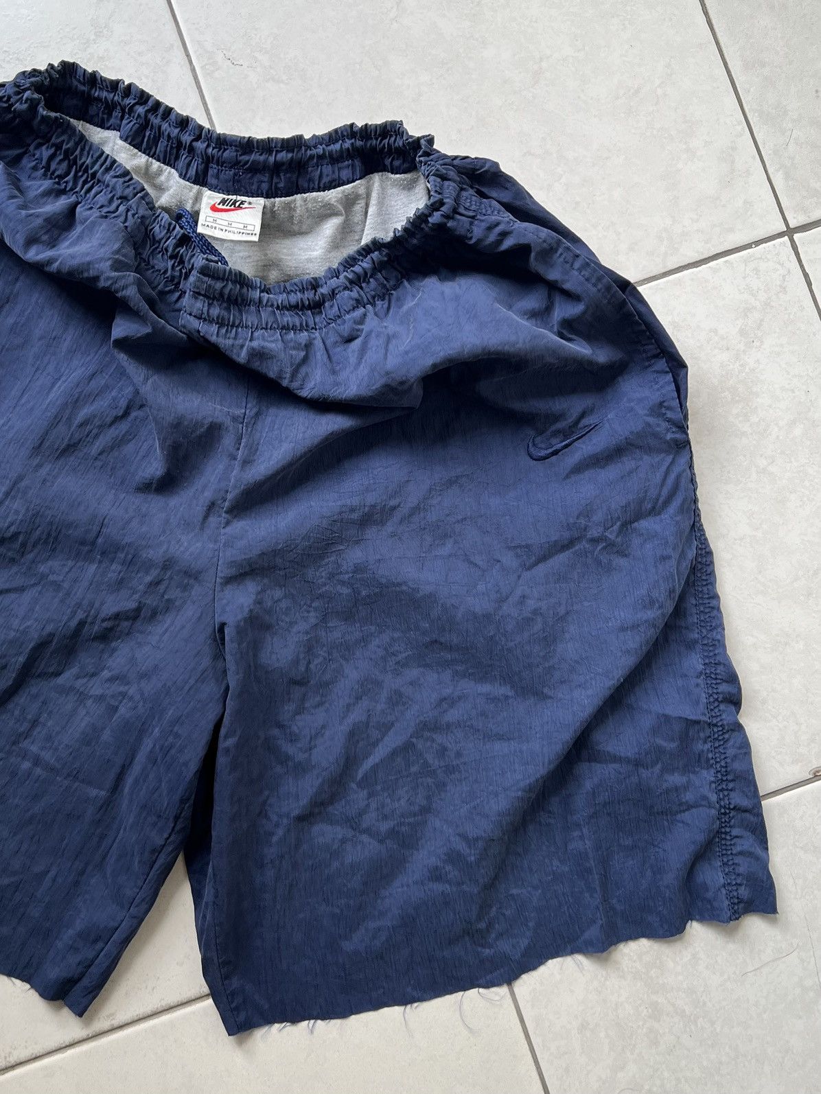 Nike Vintage Nike Navy Shorts Size US 32 / EU 48 - 1 Thumbnail