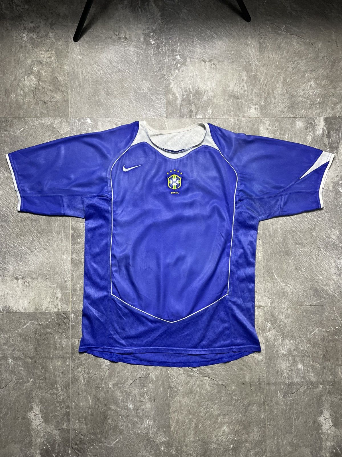 Nike Vintage Nike Brazil 2004 2006 Soccer Football Jersey Size US L / EU 52-54 / 3 - 1 Thumbnail