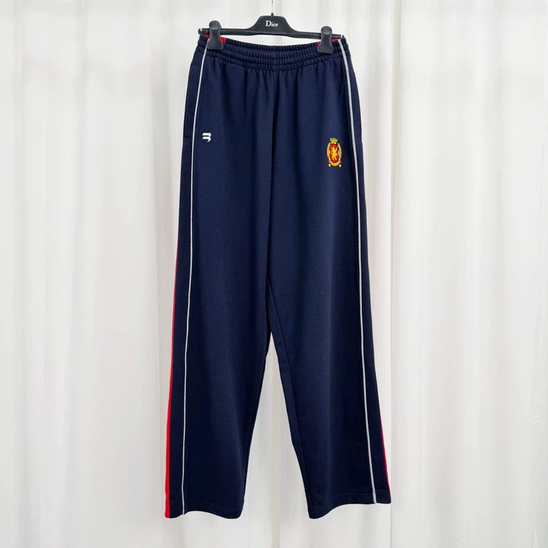 Balenciaga Balenciaga size XXS Manchester United Embroidery Double Ho Size US 26 / EU 42 - 1 Thumbnail