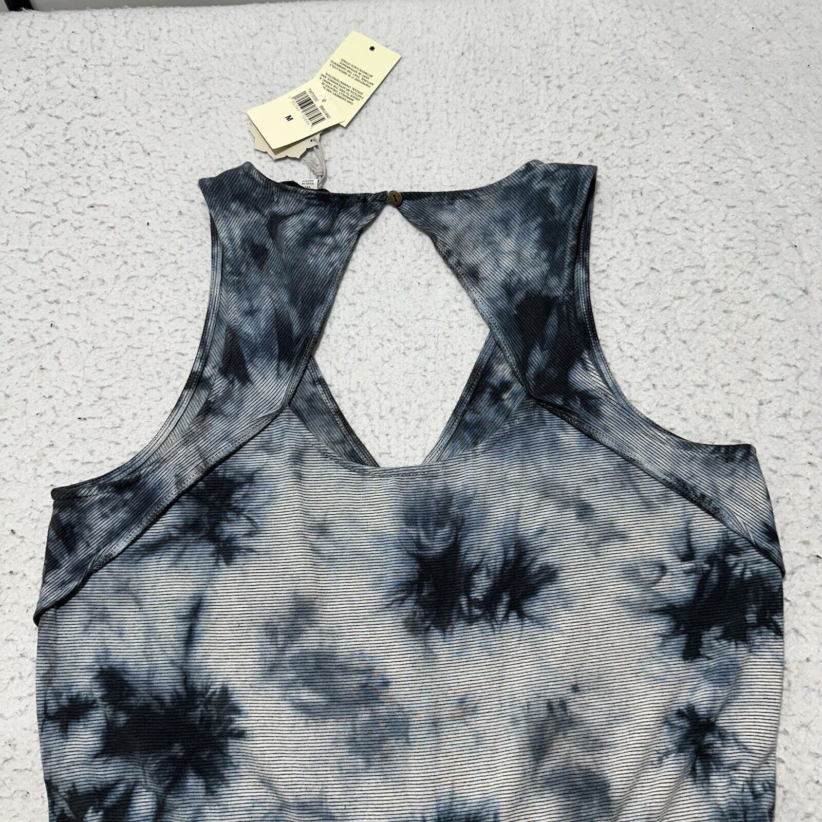 Lucky Brand Lucky Lotus Lucky Brand Medium Romper 3" Inseam Blue Tie Dye Size 32" / US 10 / IT 46 - 12 Thumbnail