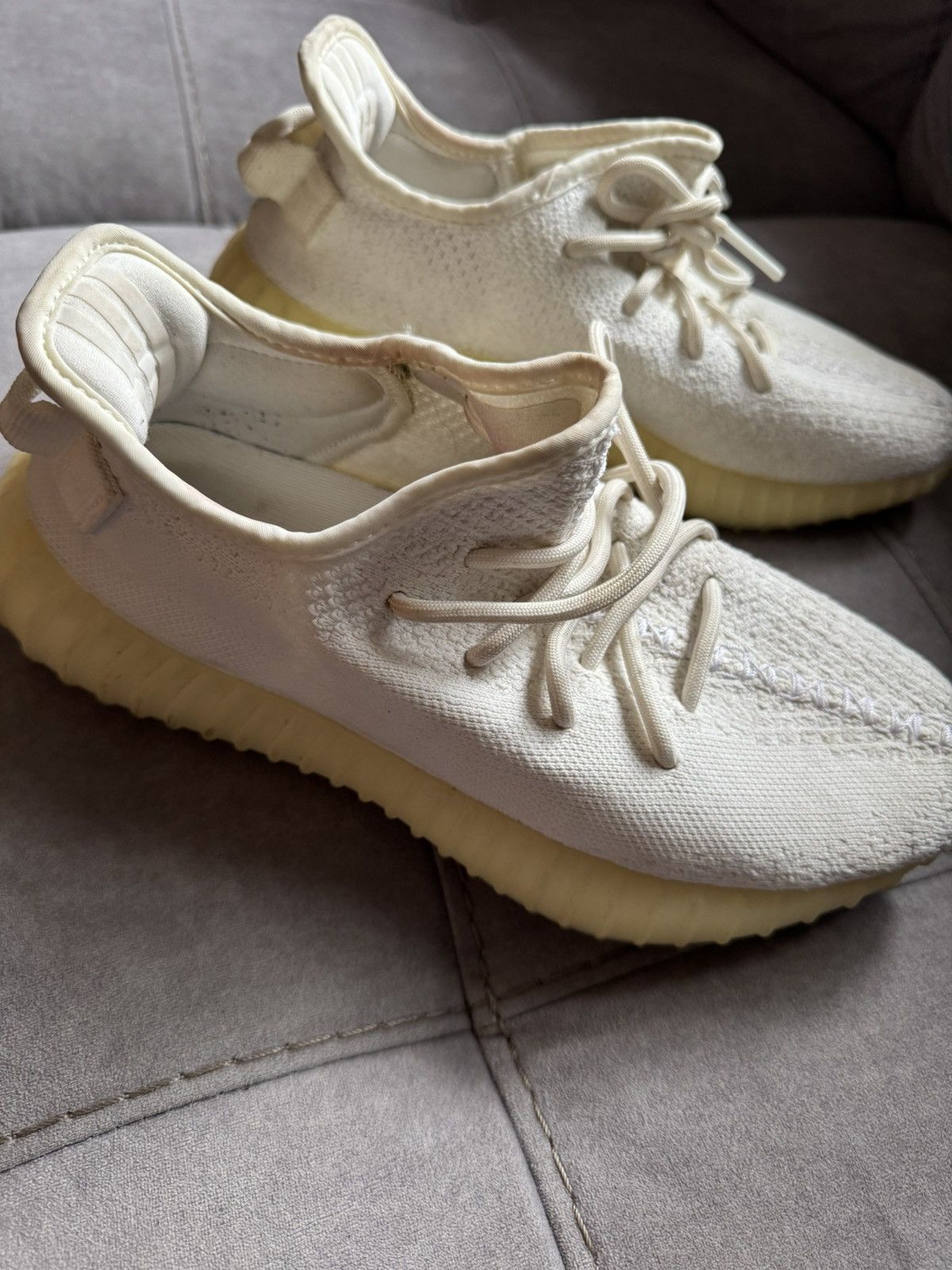 Yeezy YEEZY BOOST CP9366 sz US7.5 see all photos and description Size US 7.5 / EU 40-41 - 2 Thumbnail