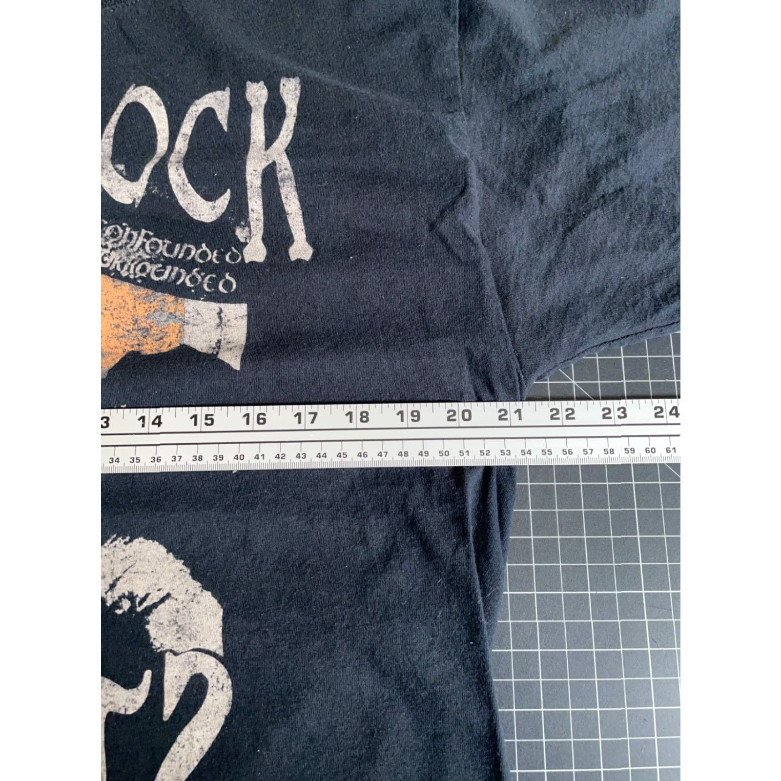 Hanes VINTAGE Boondock Saints T-Shirt Hanes Heavyweight Black Double-Sided Logo Graphic Print Crew Neck Adult Large Mens Shirt Size US L / EU 52-54 / 3 - 5 Thumbnail