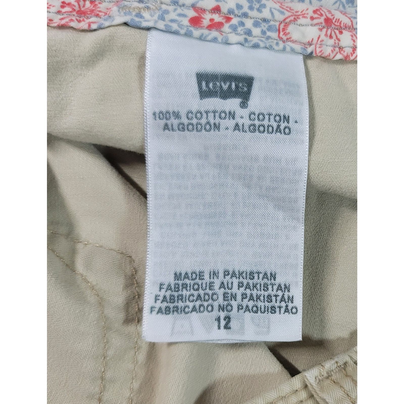 Levi's Levi's Tan Beige Chino Denim Shorts 12 Flat Slashed Pockets Size 34" / US 12 / IT 48 - 4 Thumbnail