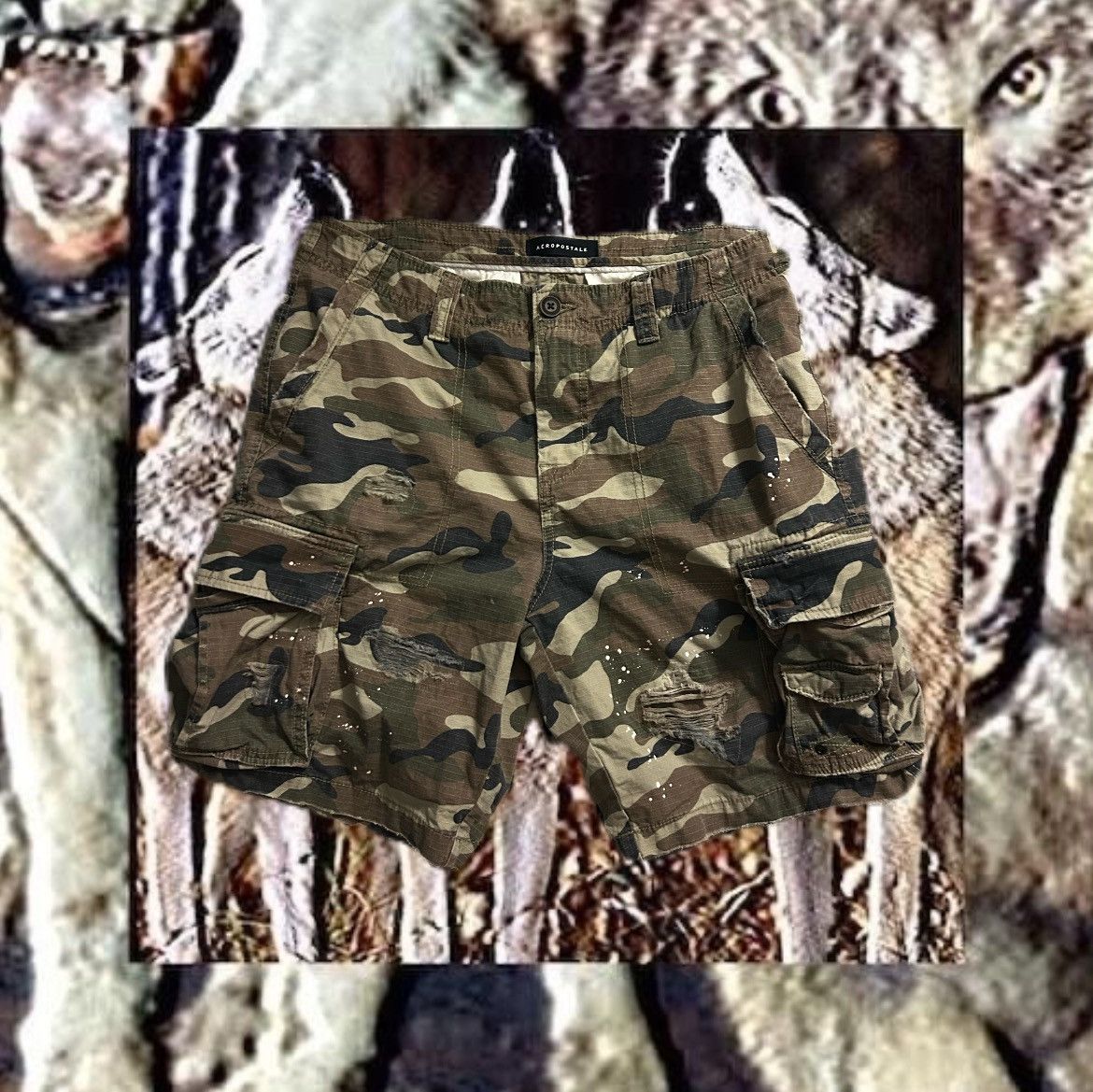 Aeropostale camouflage cargo shorts Size US 33 - 1 Thumbnail