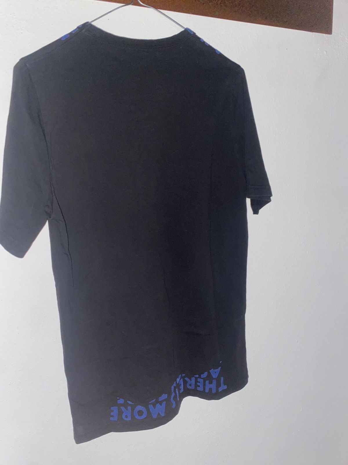 Maison Margiela Maison margiela black and blue aids tee Size US S / EU 44-46 / 1 - 2 Thumbnail