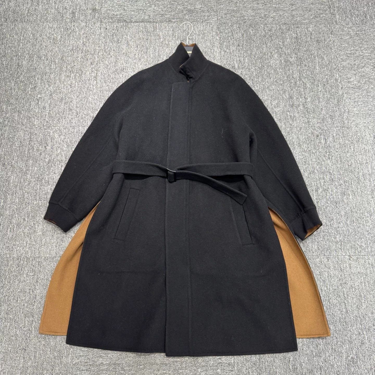 Dior Dior Wool Coat in Excellent Condition Size US L / EU 52-54 / 3 - 1 Thumbnail