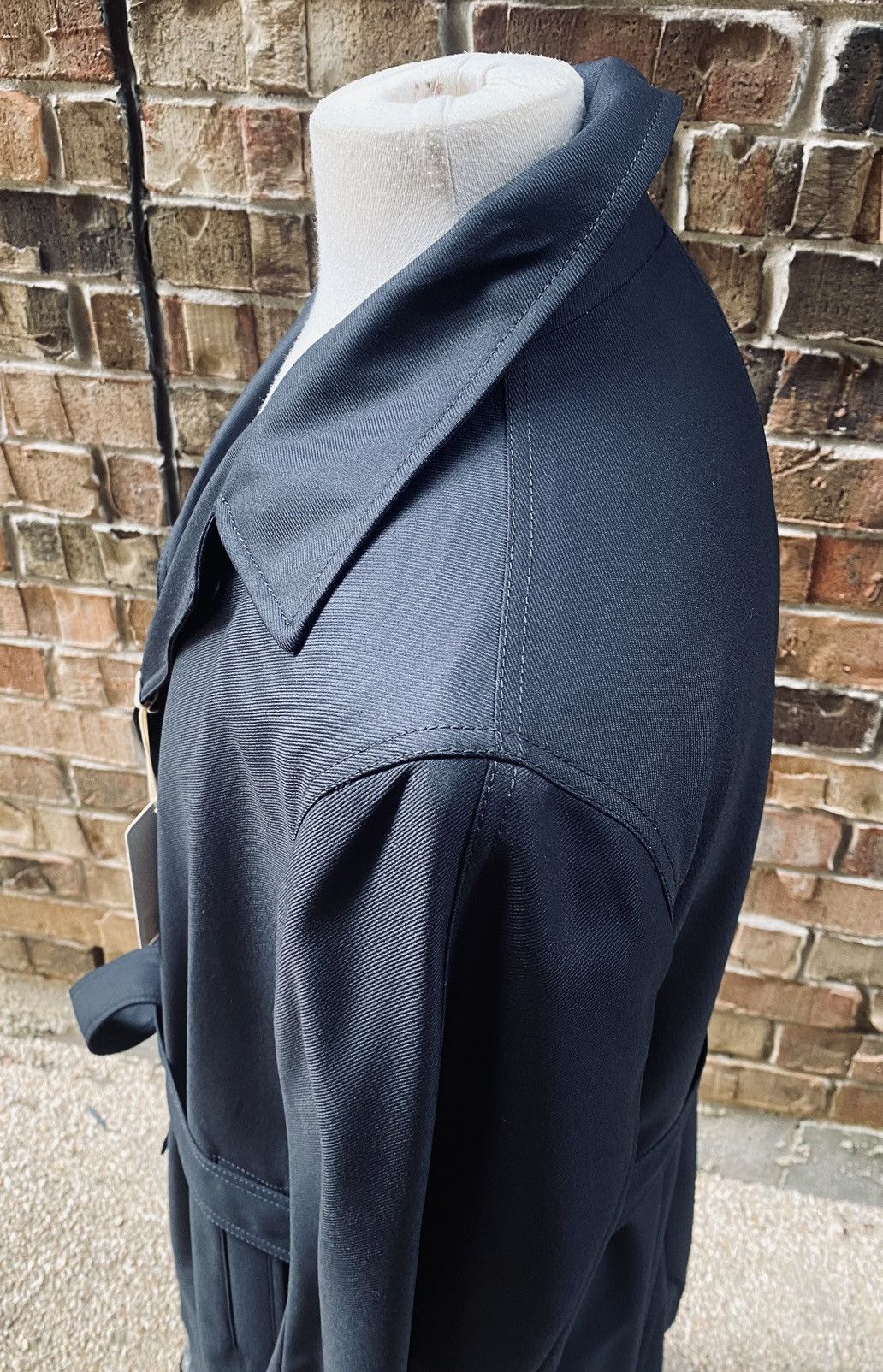 Brioni Brioni 🇮🇹 black storm system wool bond belted topcoat L NEW Size US L / EU 52-54 / 3 - 11 Thumbnail
