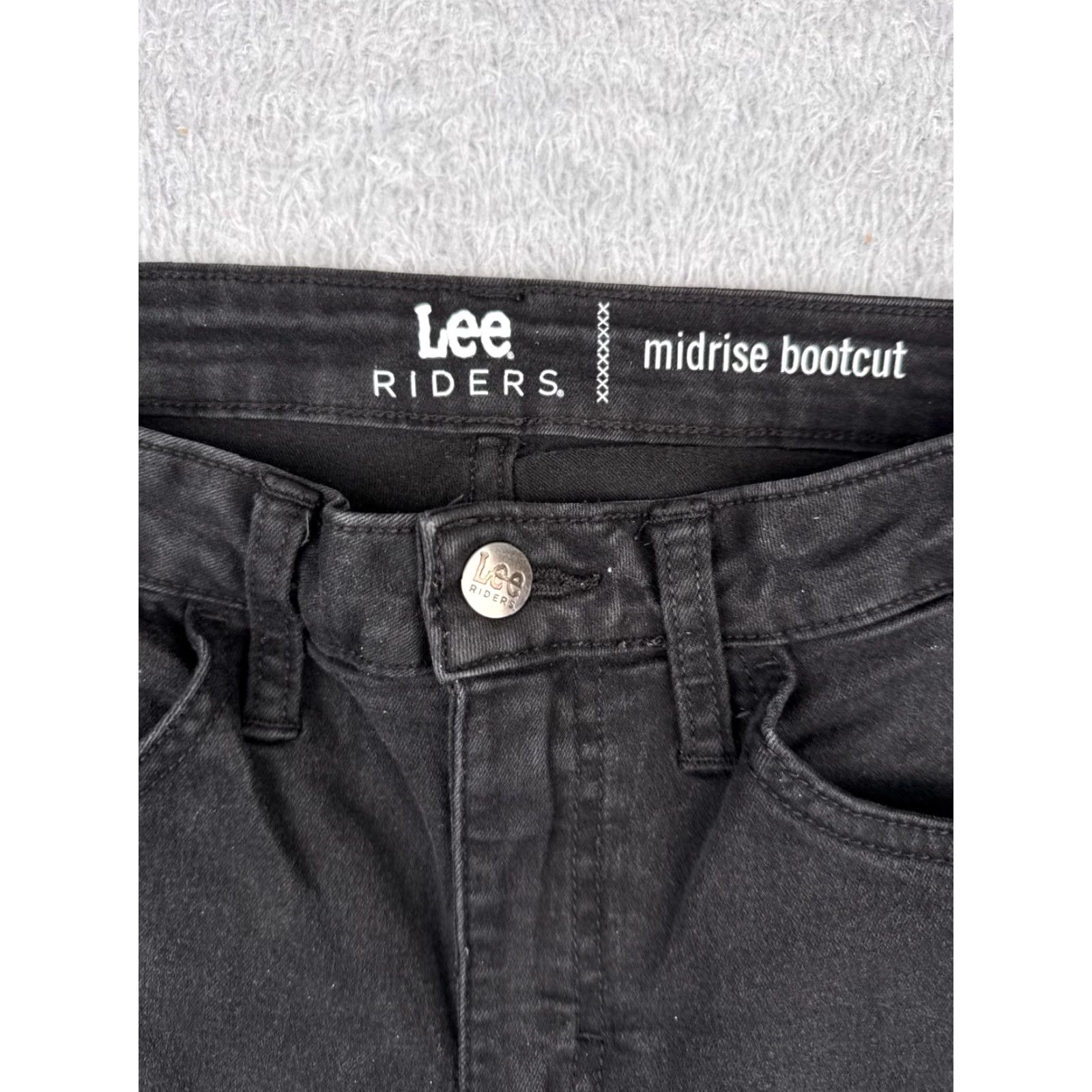 Lee Lee Jeans Women 28 Black Denim Bootcut Mid Rise Cotton Blend 28x27 Regular Inseam 27 Size 28" / US 6 / IT 42 - 6 Thumbnail