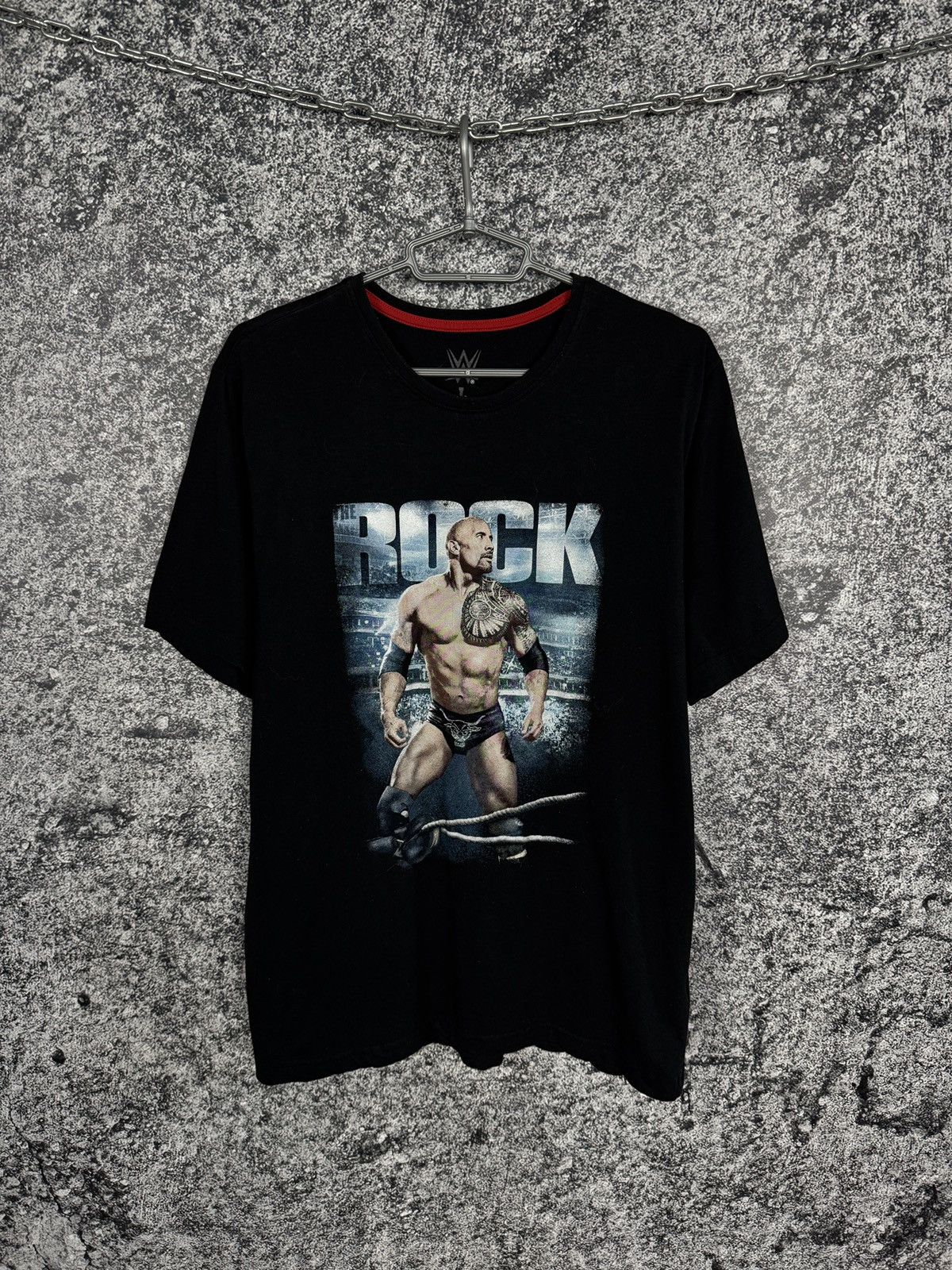 WWE Men’s The Rock Wresting T-Shirt WWE Big Logo Tee Size L Size US L / EU 52-54 / 3 - 1 Thumbnail