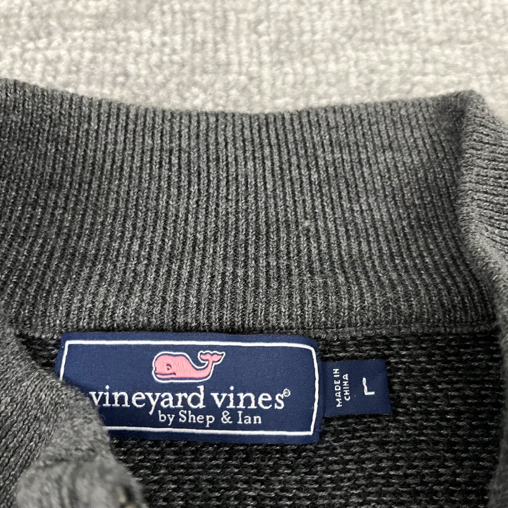 Vineyard Vines VINEYARD VINES Sweater Mens Large Gray Wool Blend Quarter Zip Pullover Preppy Pullover Change? Size US L / EU 52-54 / 3 - 3 Thumbnail