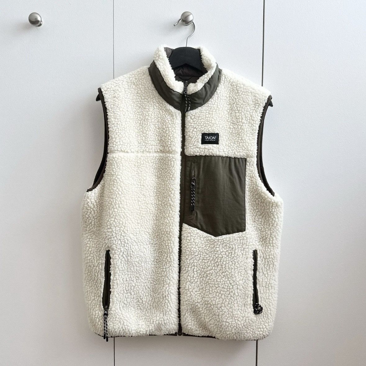 TAION Taion Mountain Reversible Down Fleece Vest Size US S / EU 44-46 / 1 - 9 Thumbnail