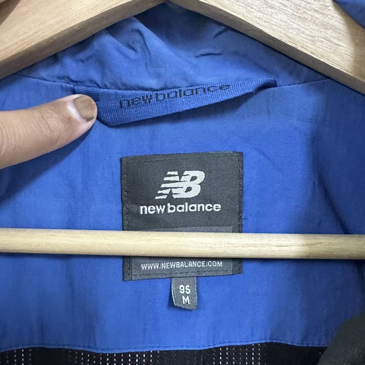 New Balance Vintage New Balance Sweater Waterproof Raincoat Zipper Size US M / EU 48-50 / 2 - 5 Thumbnail