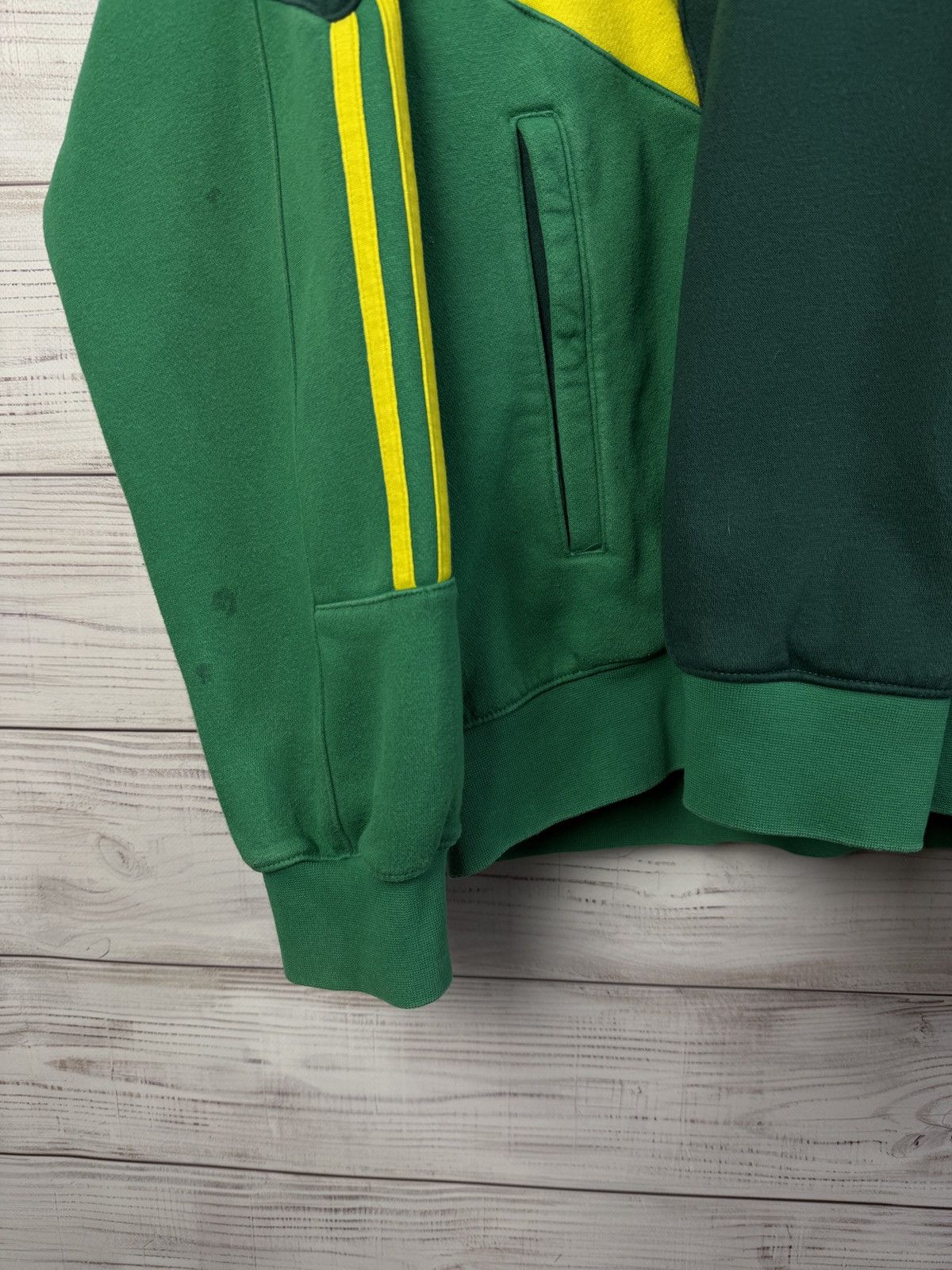 Adidas Y2K Celtic Adidas Soccer Zip Sweatshirt Jersey Size US M / EU 48-50 / 2 - 3 Thumbnail