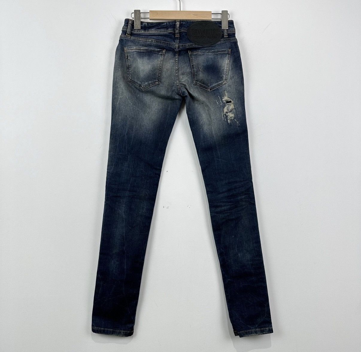 Philipp Plein Philipp Plein Ripped Jeans J42 Size 25" / US 0 / IT 36 - 2 Thumbnail