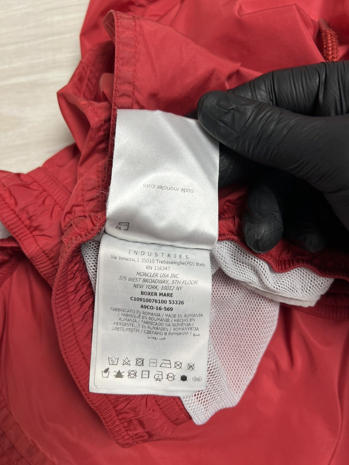Moncler Moncler Red Boxer Mare Swim Shorts L-XL Logo Size US 34 / EU 50 - 18 Thumbnail