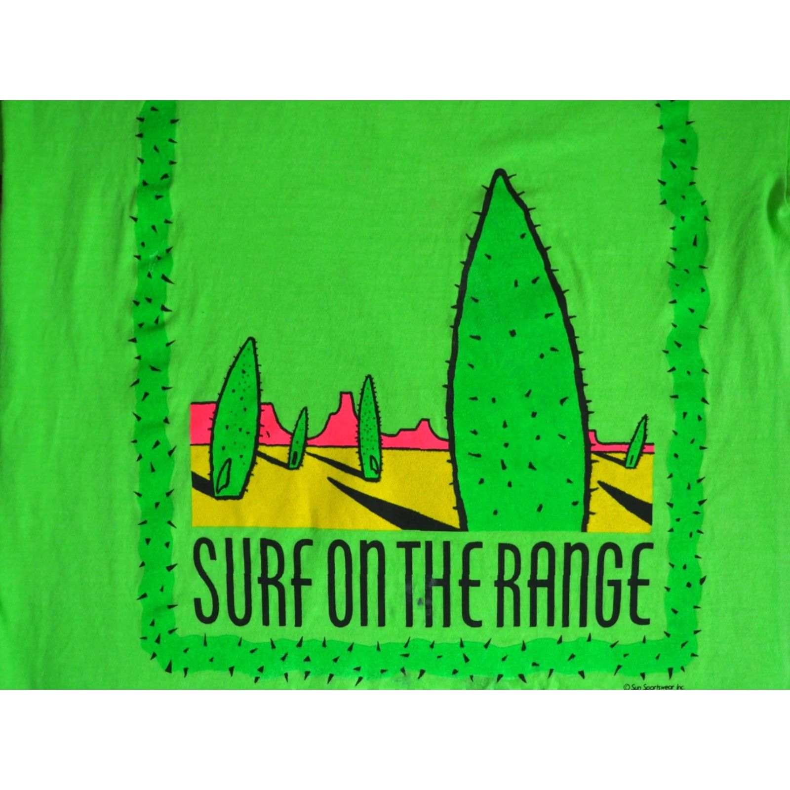 Herring VTG 80s 90s Surf Range Cactus Beach Joke Southwest Art Green Tee T-Shirt M Men Short Sleeve Cotton Graphic Tee Vintage Surf Shirt Size US M / EU 48-50 / 2 - 3 Thumbnail