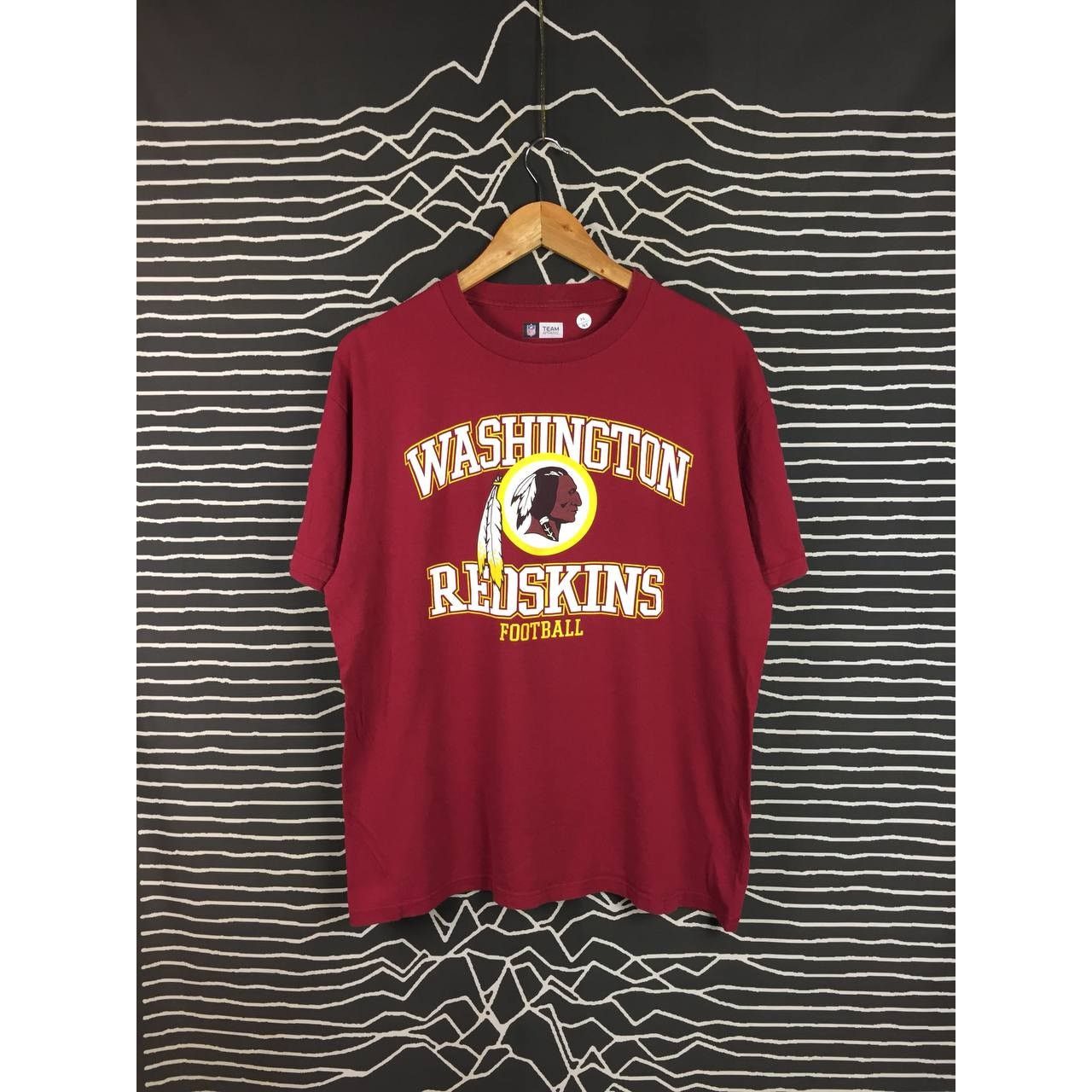 NFL × Sports Specialties NFL Team Apparel Washington Redskins Football Logo Tee Size US L / EU 52-54 / 3 - 2 Thumbnail