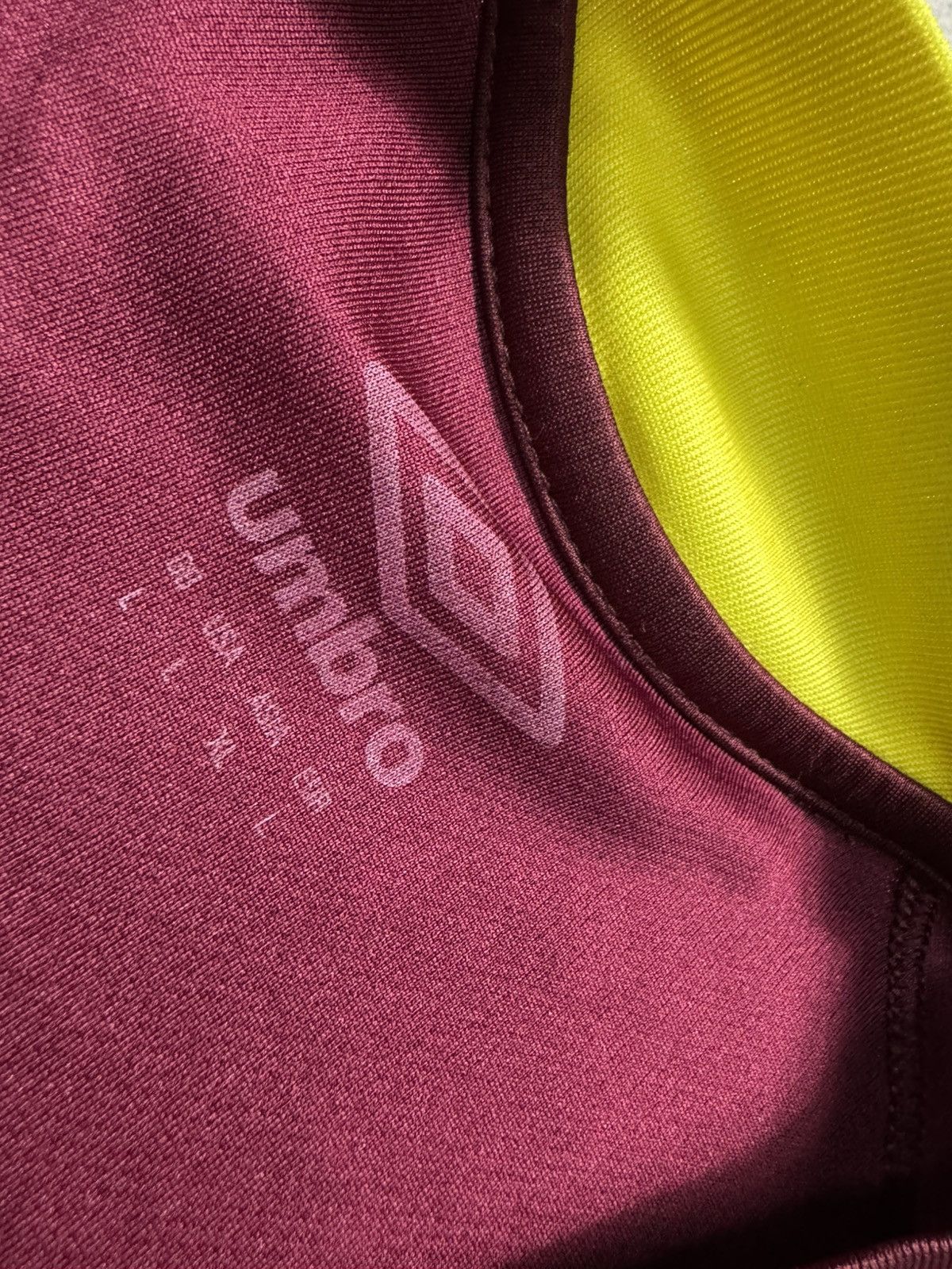Umbro Umbro FC West Ham United Soccer Jersey Shirt Size US L / EU 52-54 / 3 - 5 Thumbnail