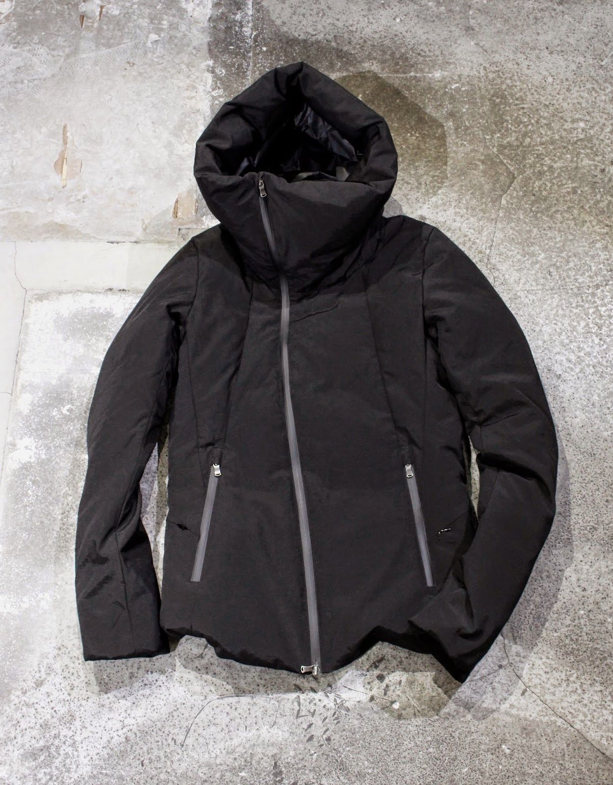 The Viridi-anne AW16 Down Vest JP 3 Fits US M Co/Ny Size US M / EU 48-50 / 2 - 2 Thumbnail
