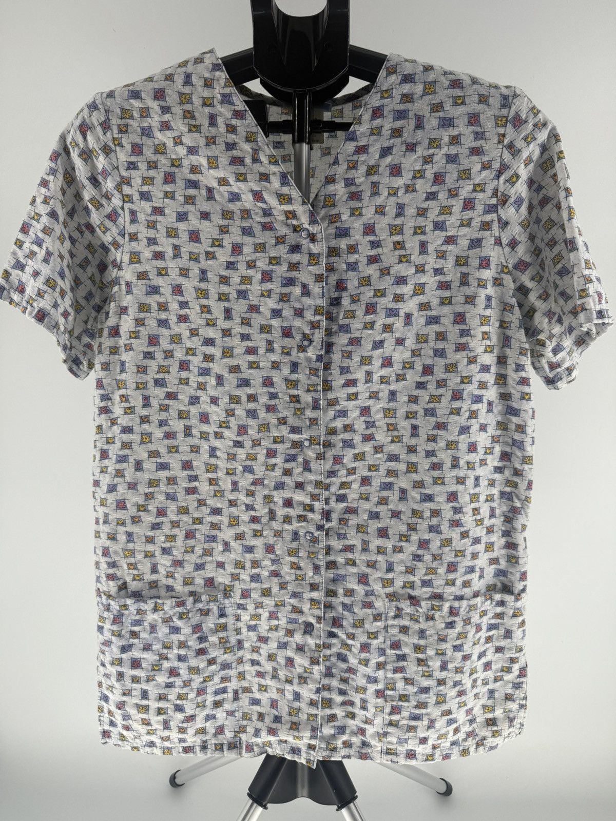 Other Vintage SB Scrubs Snap Scrub Top Blue Floral Size Small EUC Size S / US 4 / IT 40 - 1 Thumbnail