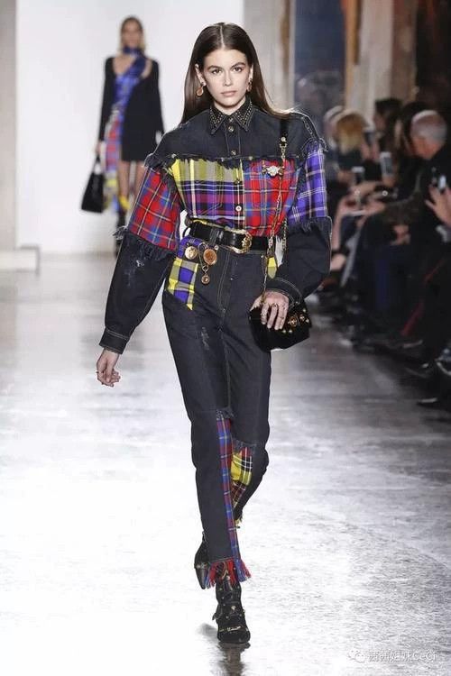 Versace Versace Denim willow studded fringed jacket Size M / US 6-8 / IT 42-44 - 2 Thumbnail