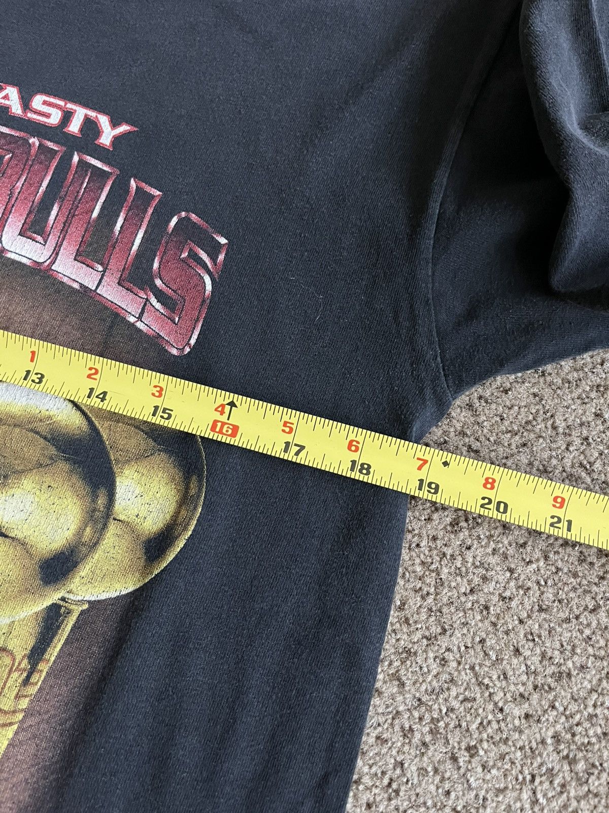 Starter Vintage 1997 Chicago Bulls NBA Champions Tee Size US S / EU 44-46 / 1 - 10 Thumbnail