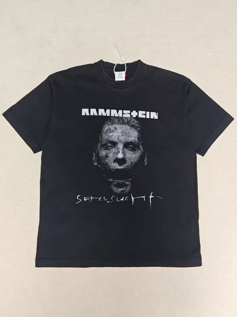 Vetements VETEMENTS German Chariot Made Old Short Sleeve T-Shirt 2501 Size US XS / EU 42 / 0 - 1 Thumbnail