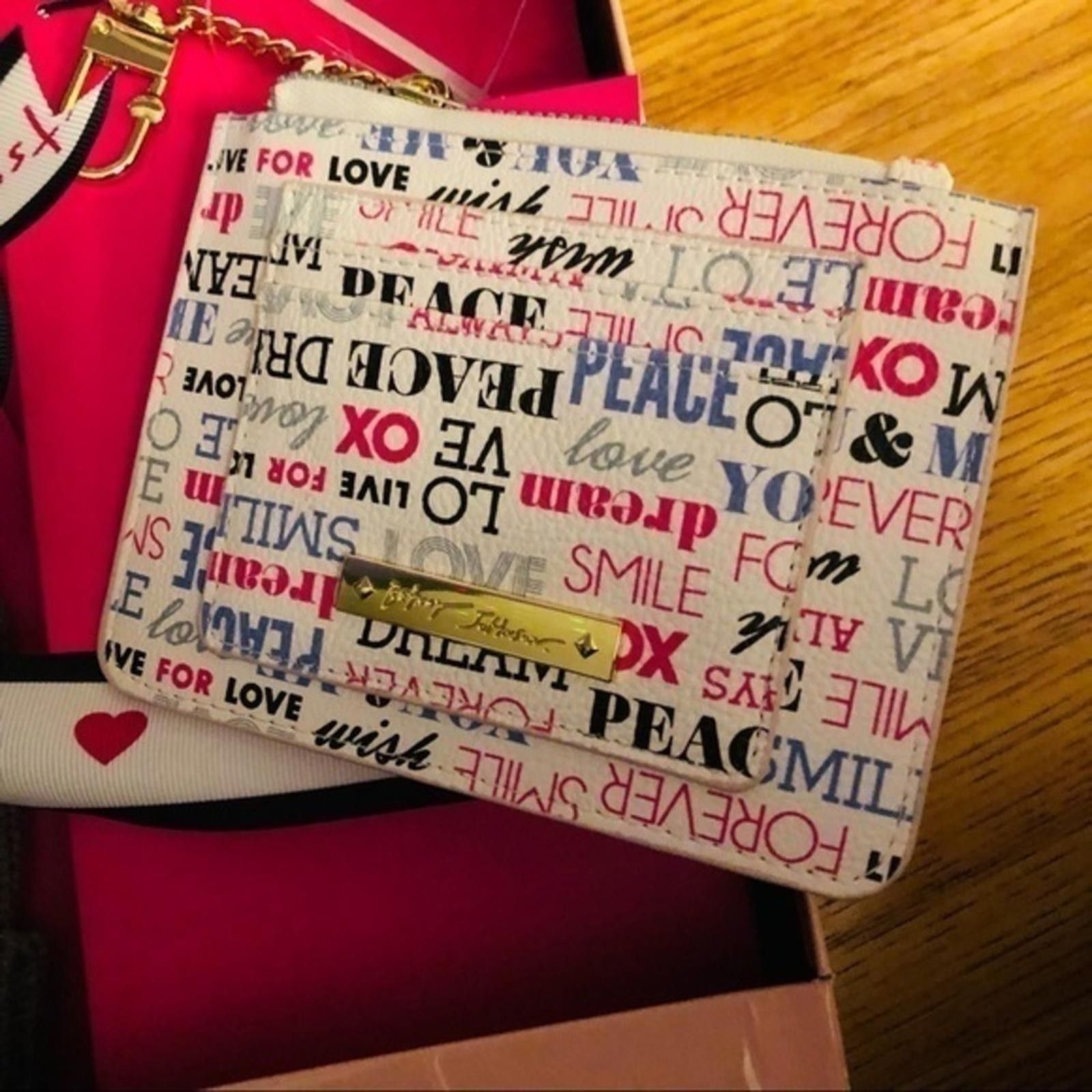 Betsey Johnson Betsey Johnson Wallet And Pom Pom Hat Set NWT Size ONE SIZE - 4 Thumbnail
