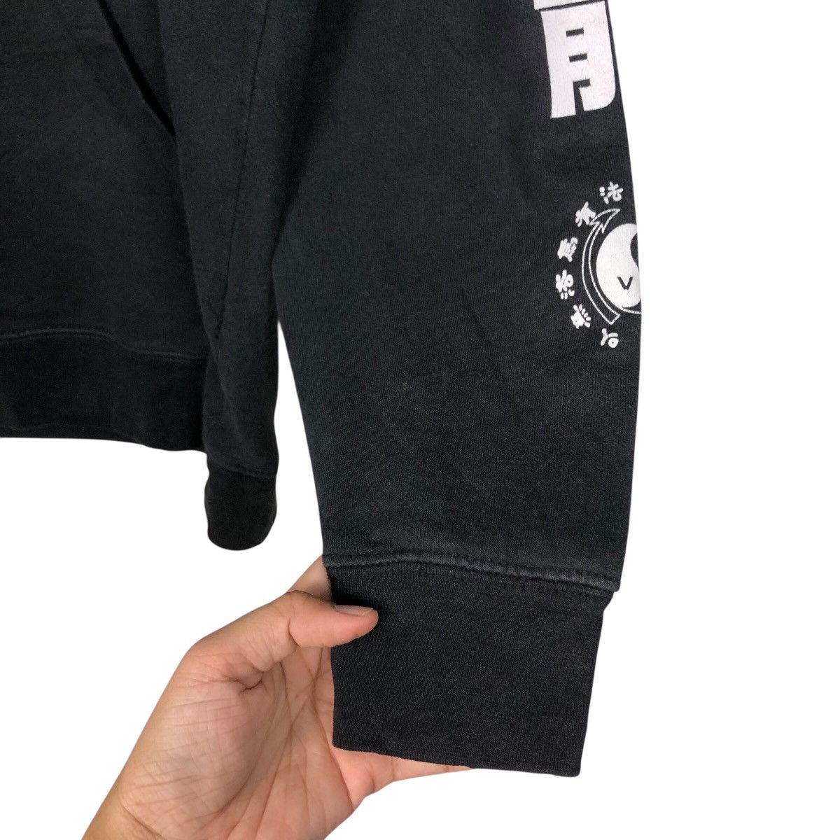 Japanese Brand 📌Vintage Hoodie Pull Over RVCA Big Logo Design Size US M / EU 48-50 / 2 - 15 Thumbnail