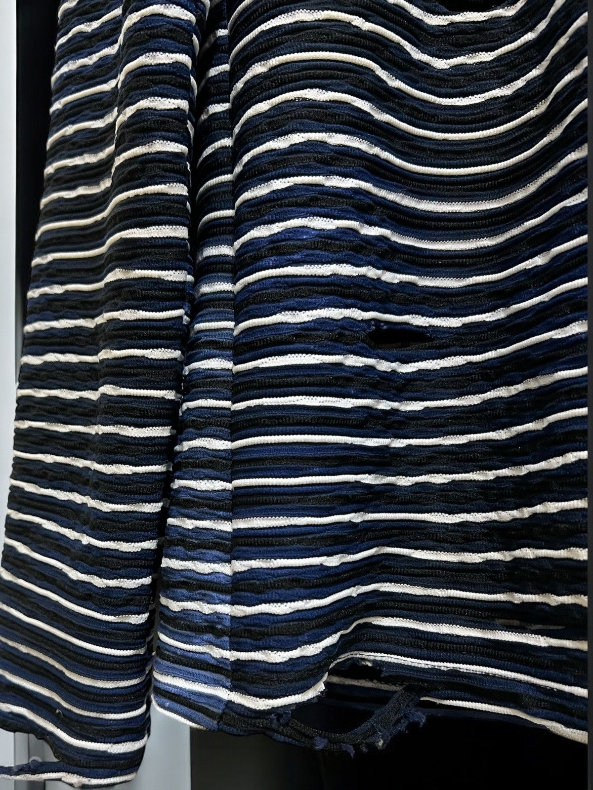 If Six Was Nine × Le Grande Bleu (L.G.B.) × Tornado Mart Tornado mart pleats distressed long slevee tee Size US M / EU 48-50 / 2 - 4 Thumbnail