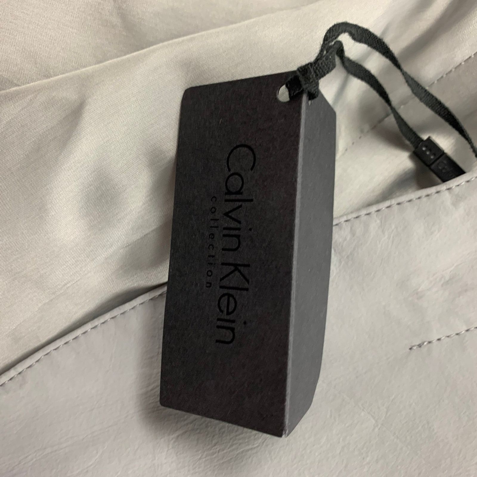 Calvin Klein CALVIN KLEIN COLLECTION 38 Grey Polyurethane Polyester Suit Size 38R - 10 Thumbnail
