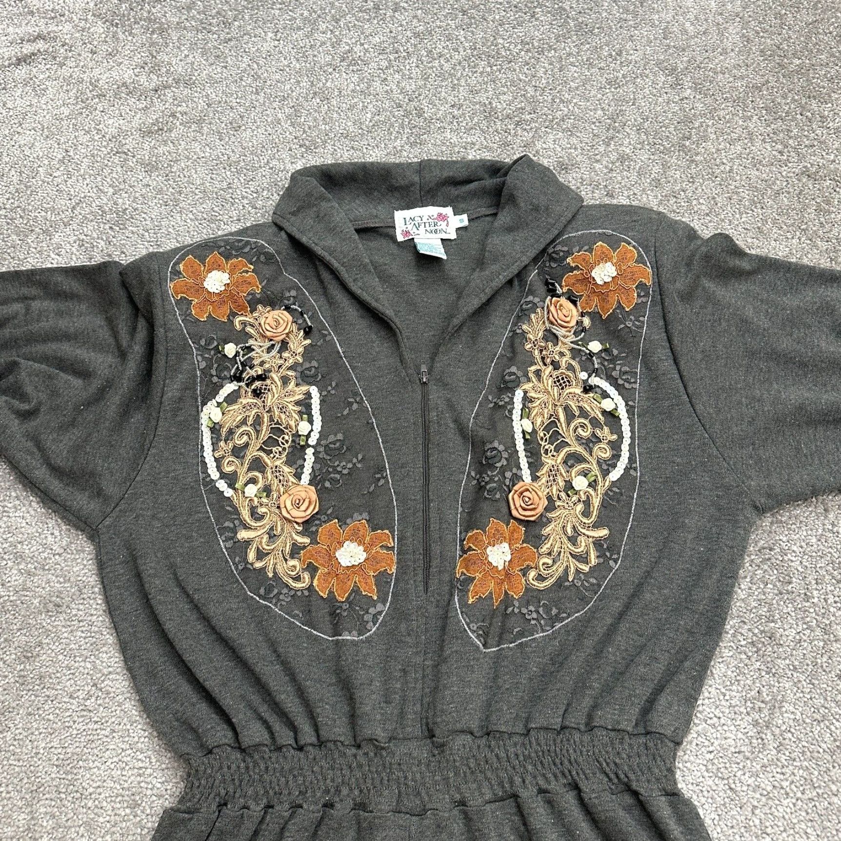 Vintage VINTAGE Lacy Afternoon Womens Dress Maxi Gray 1/2 Zip Embroidered Beaded Small Size S / US 4 / IT 40 - 3 Thumbnail