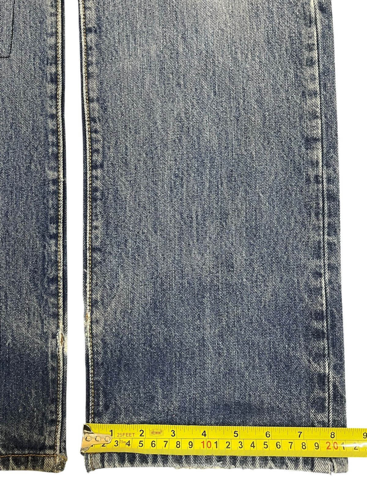 Levi's Vintage Levis 501 Blue Wash Distressed Style Loose Jeans Size US 32 / EU 48 - 16 Thumbnail