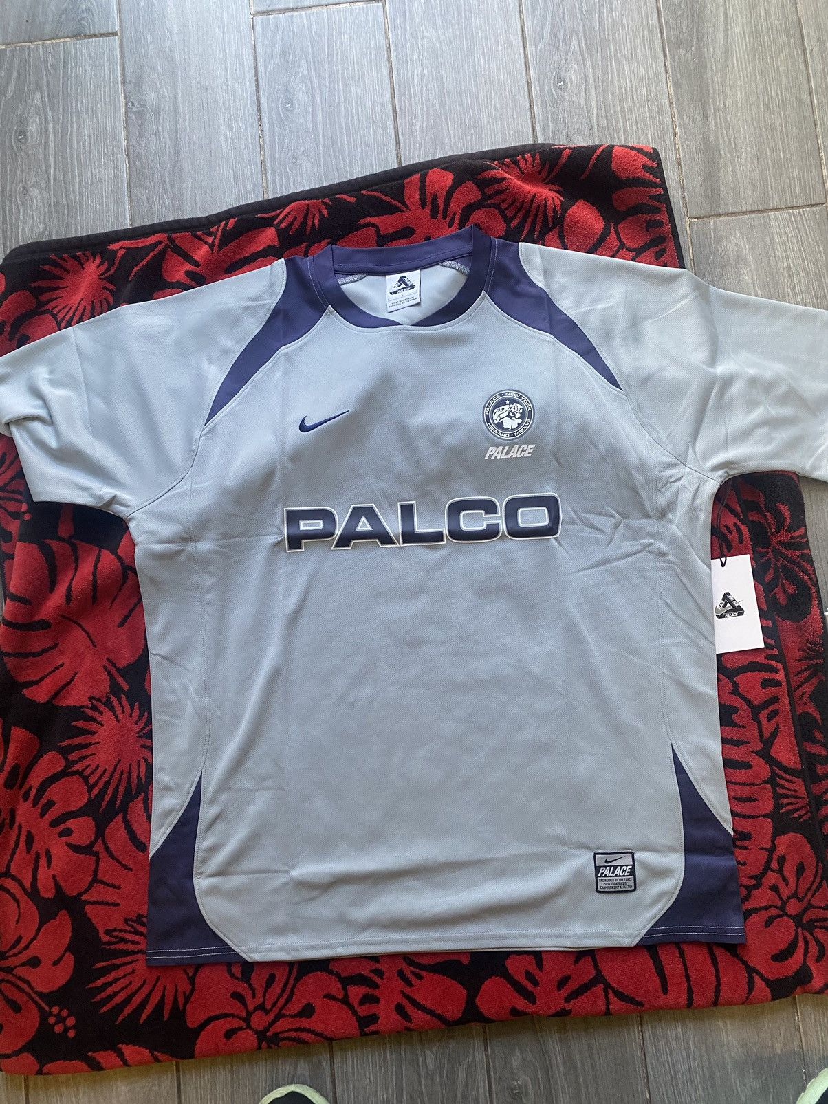 Palace Palace Nike Shop Jersey New York (NY) Large Size US L / EU 52-54 / 3 - 1 Thumbnail