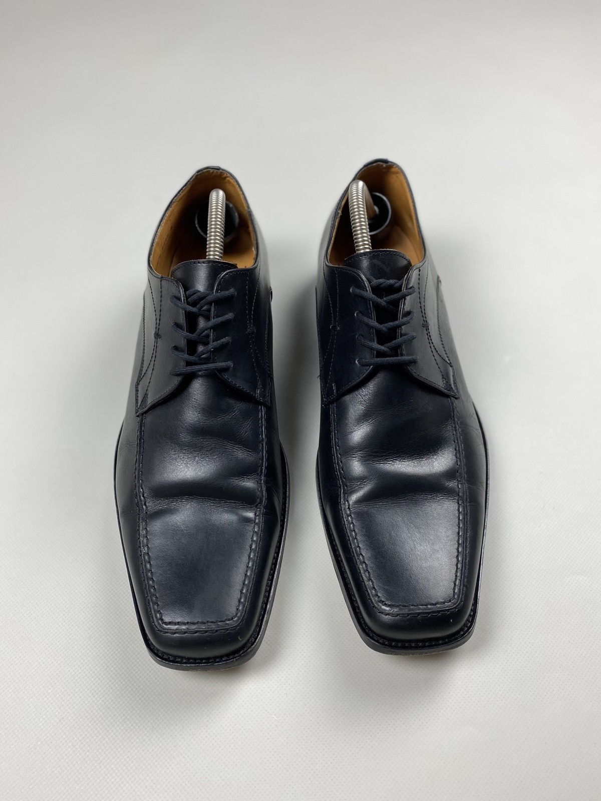Loake Loake men’s leather formal lace up shoes size US 10 Size US 10 / EU 43 - 10 Thumbnail