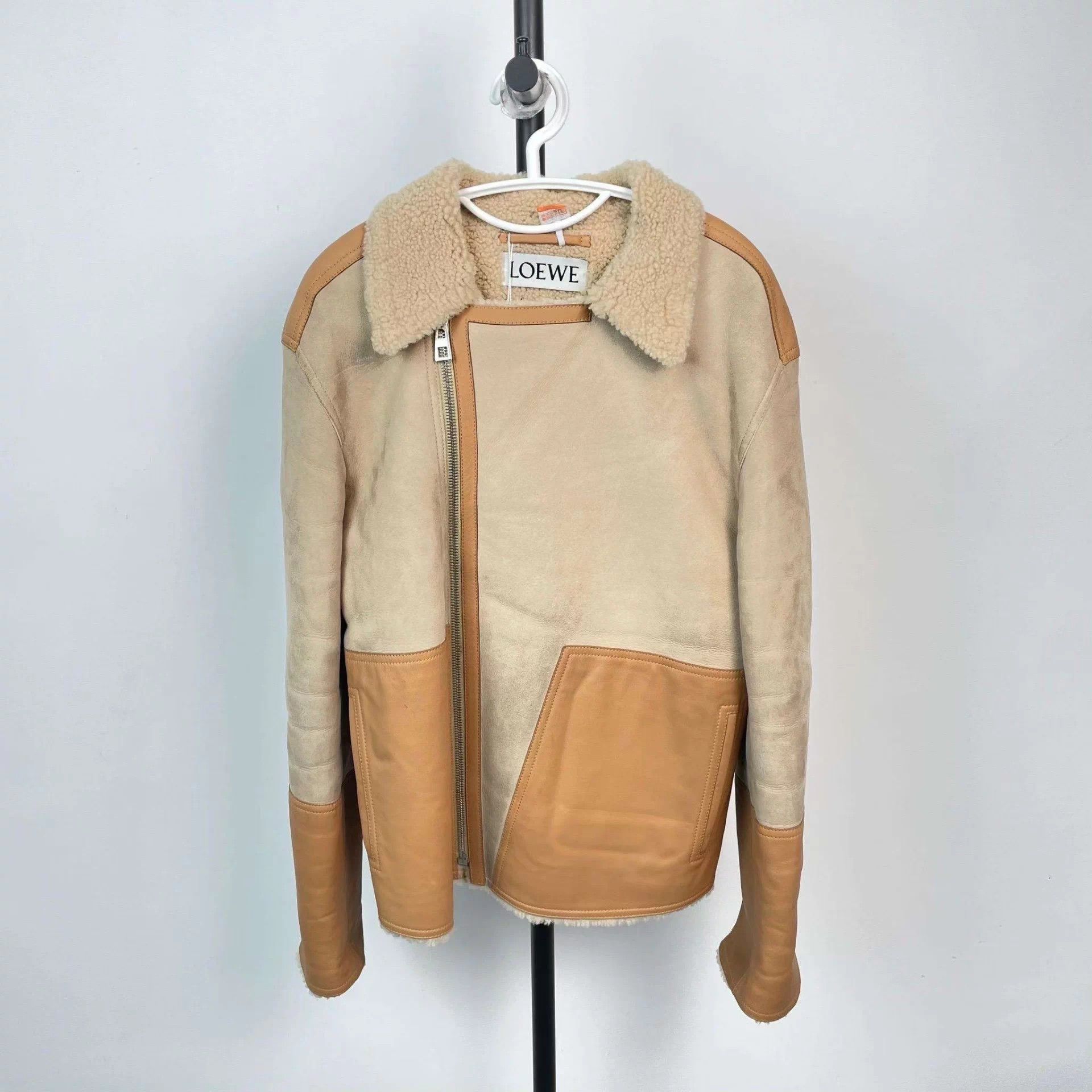 Loewe LOEWE wool shearling coat 170 brown gray colorblock Size XL / US 12-14 / IT 48-50 - 1 Thumbnail