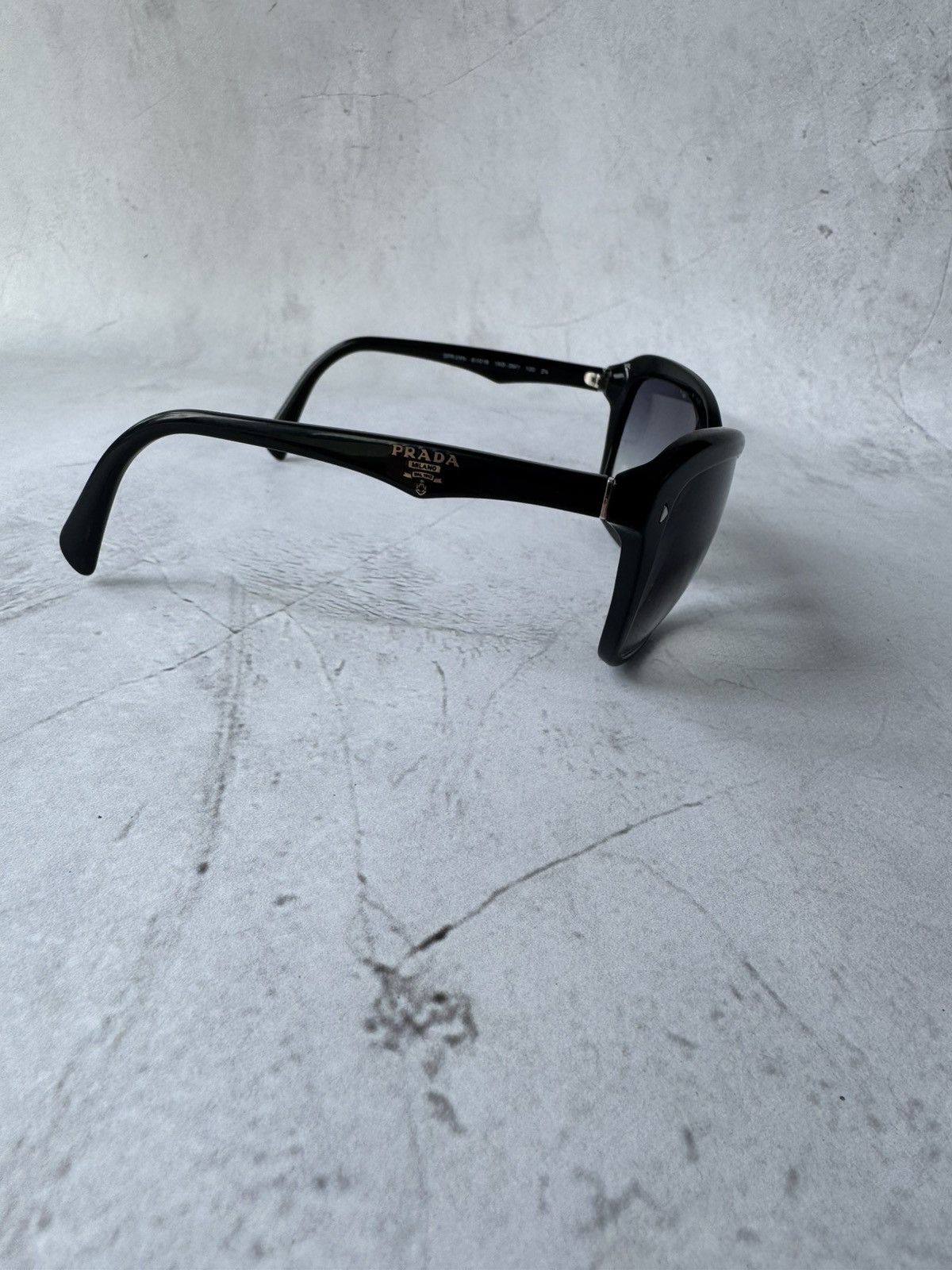 Prada × Vintage Prada Sunglasses SPR 24N Black Acetate Size ONE SIZE - 2 Thumbnail