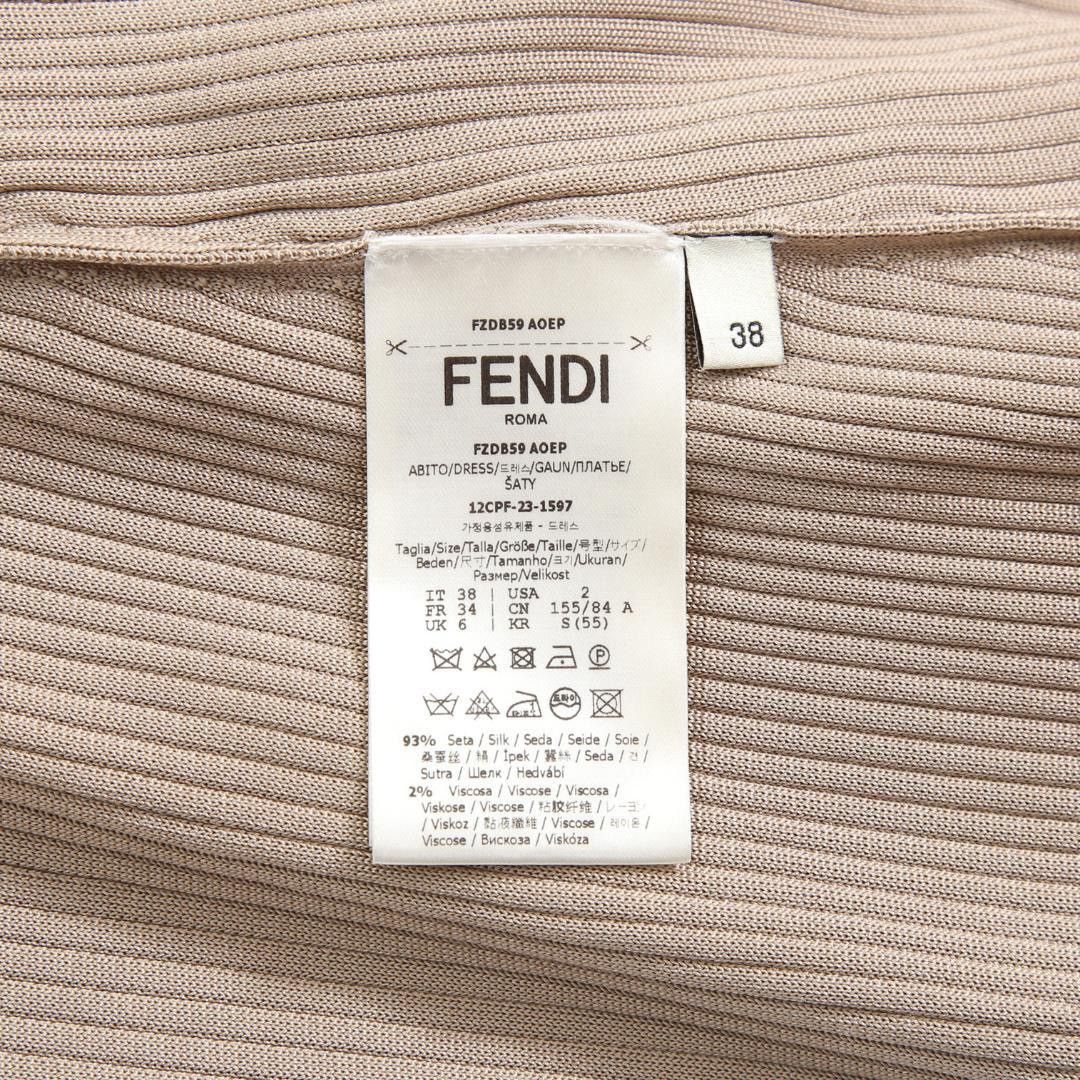 Fendi FENDI color-block silk maxi dress ss2018 size 38, beige. Size XS / US 0-2 / IT 36-38 - 13 Thumbnail