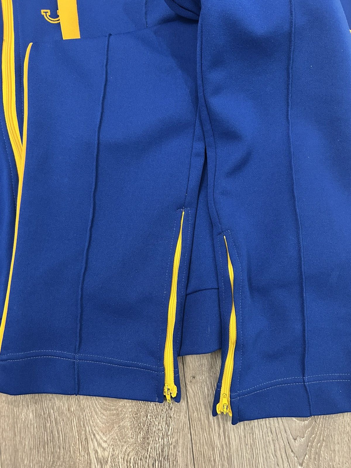 Vintage Vintage 80s UCLA Bruins sweatsuit sweatshirt jacket Size US M / EU 48-50 / 2 - 4 Thumbnail